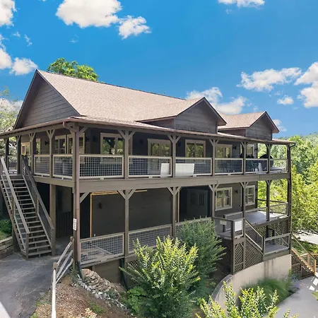 Er205 - Love Nest Great Location - Close To Town! Cabin